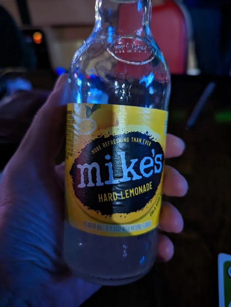 Mike's Hard Limonada